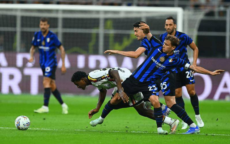 意甲焦点！卡利亚里死磕国米，巴雷拉反戈旧主，齐沃新战术迎大考